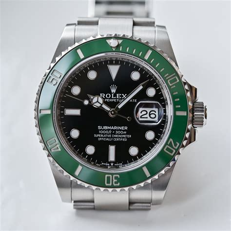 rolex oyster submariner verde|rolex submariner date watch.